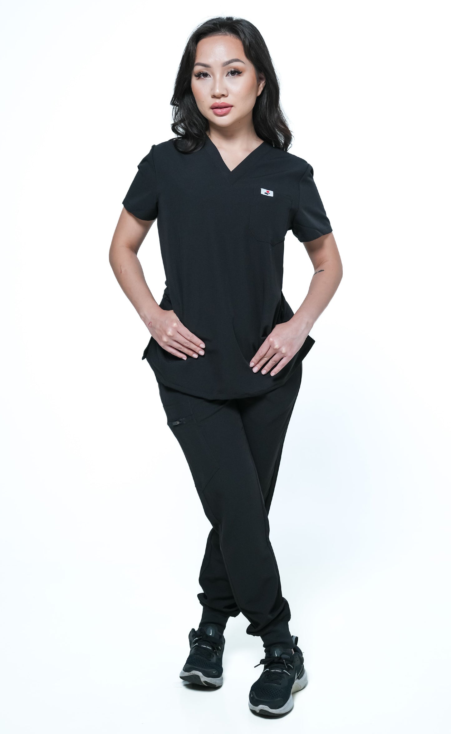 RAKI Three Pocket Scrub Top - Black